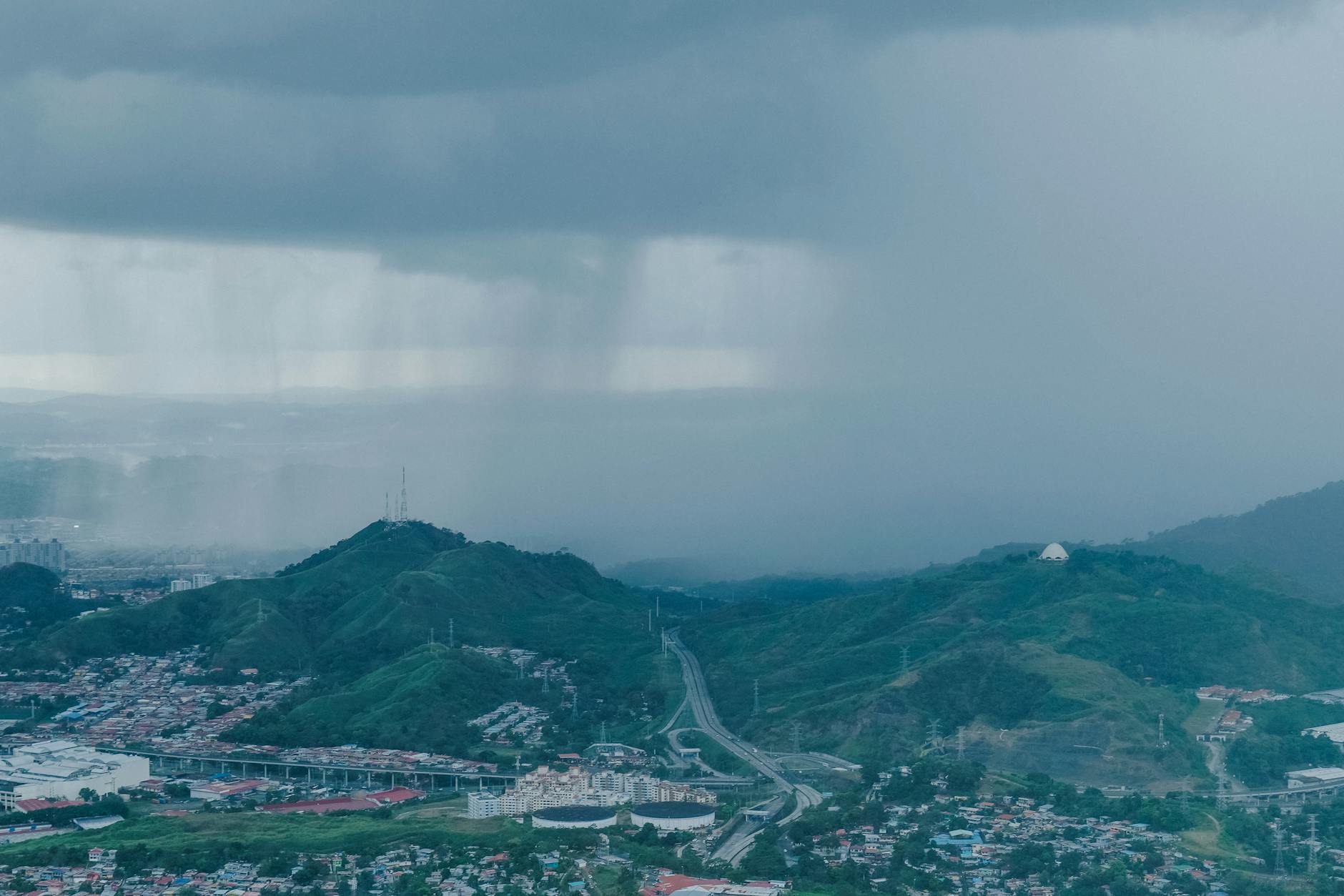 தமிழகத்தில் அடுத்த நான்கு நாட்களுக்கு மழை பெய்யும்