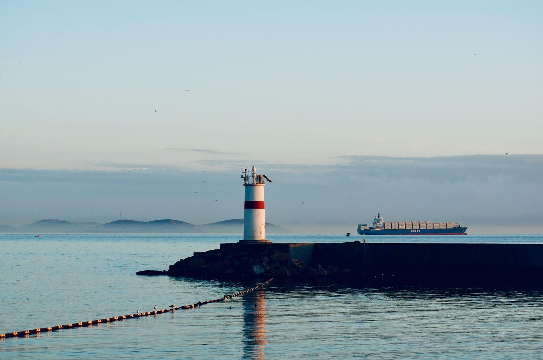 ஹோர்முஸ் நீரிணையை திறக்க ட்ரம்ப் ஈரானுக்கு மீண்டும் எச்சரிக்கை