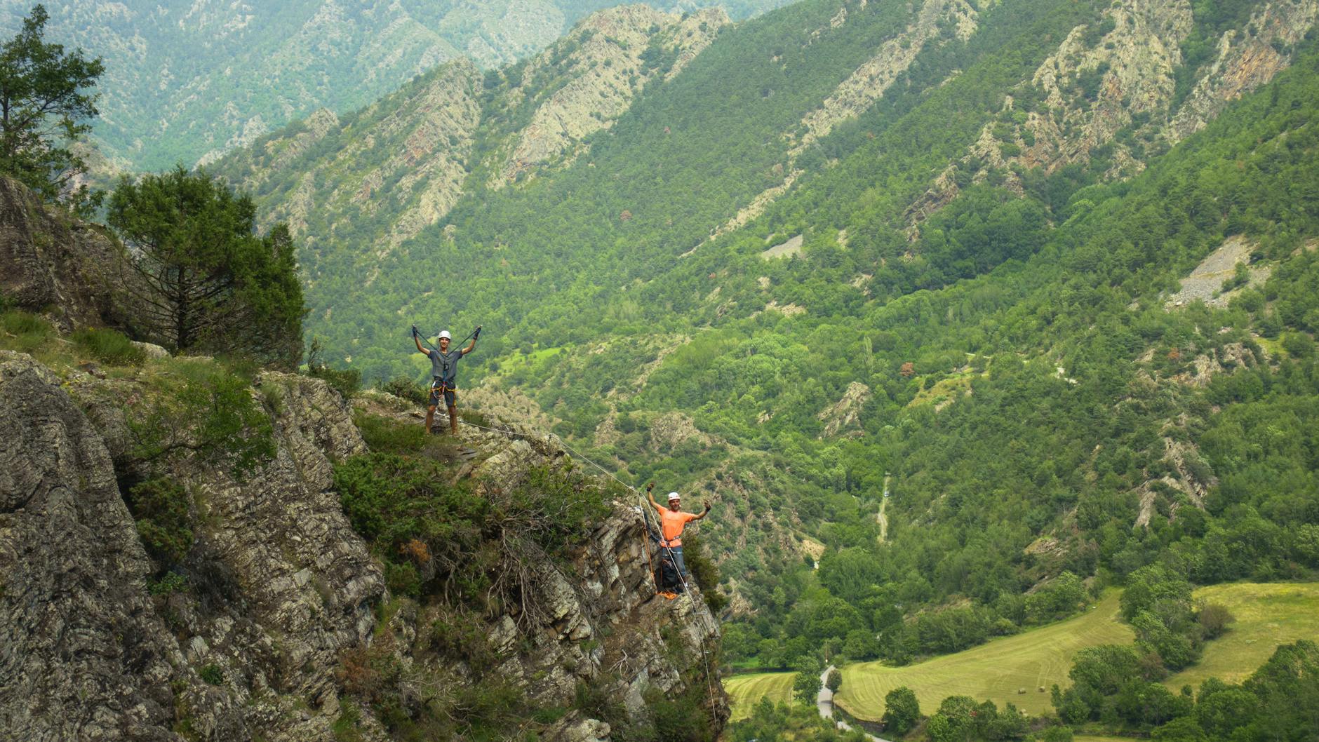 செங்கல்பட்டு வல்லம் காப்புக்காட்டில் மலையேற்றப் பயிற்சி முகாம் துவக்கம்