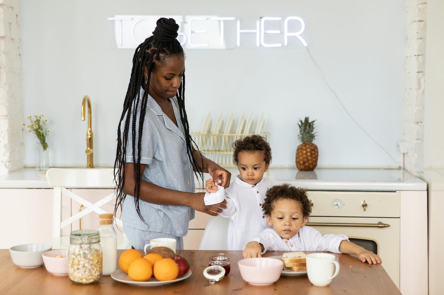 குழந்தையின் பள்ளி முடிவு நேர வழக்கம் சிறந்த பெற்றோர்மையை வெளிப்படுத்துகிறது