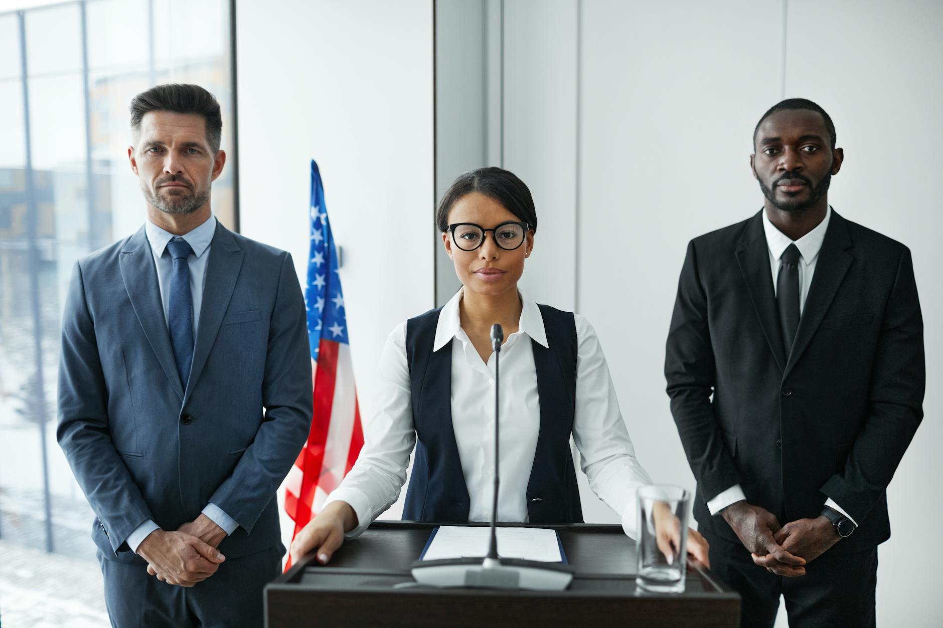 தென் தமிழ்நாட்டில் இரு முக்கிய தலைவர்களின் அரசியல் மௌனம்