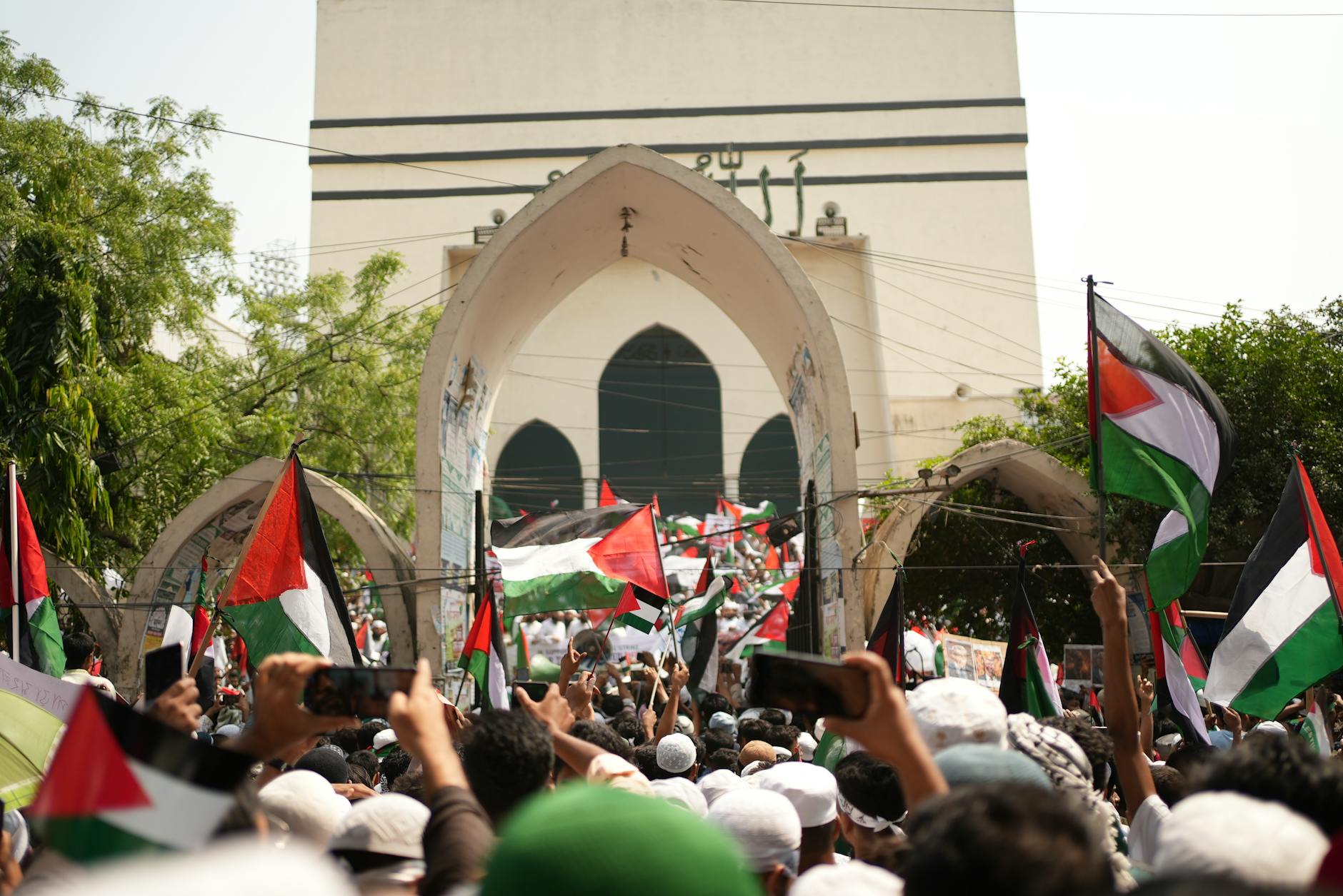 அதிமுகவில் வேலு முரசு உள் குழப்பம் அதிகரிப்பு