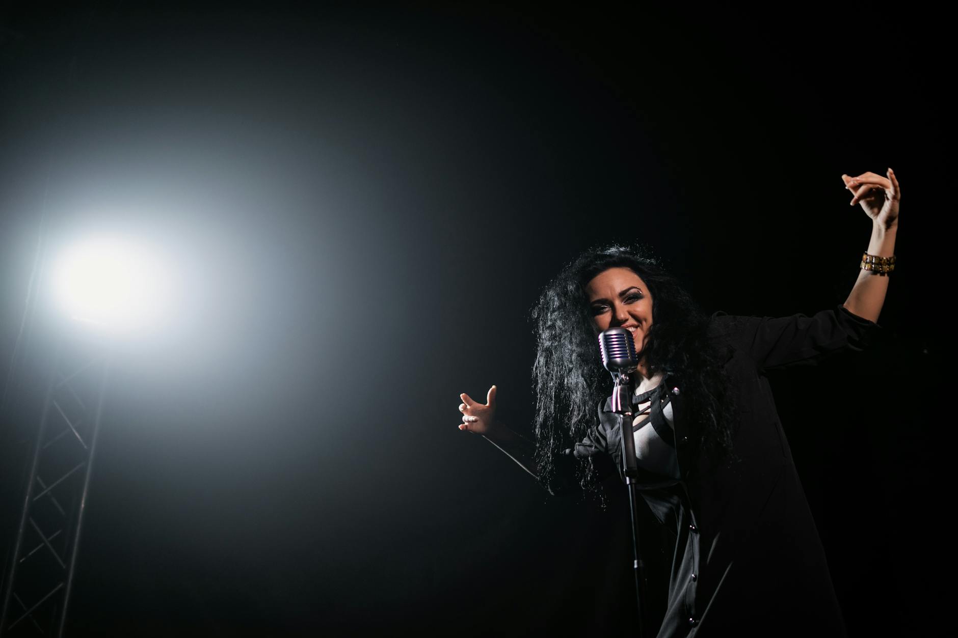 பாடகி ஆஷா போஸ்லே காலமானார் - சமீர் டண்டன் நினைவுகள்