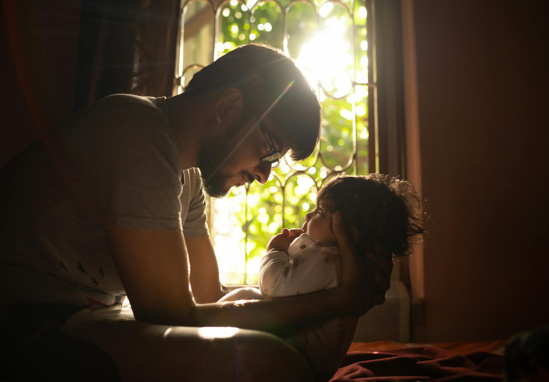 அமேசான் பணியாளர் தந்தையின் உணர்வுபூர்வ வீடியோ வைரல்