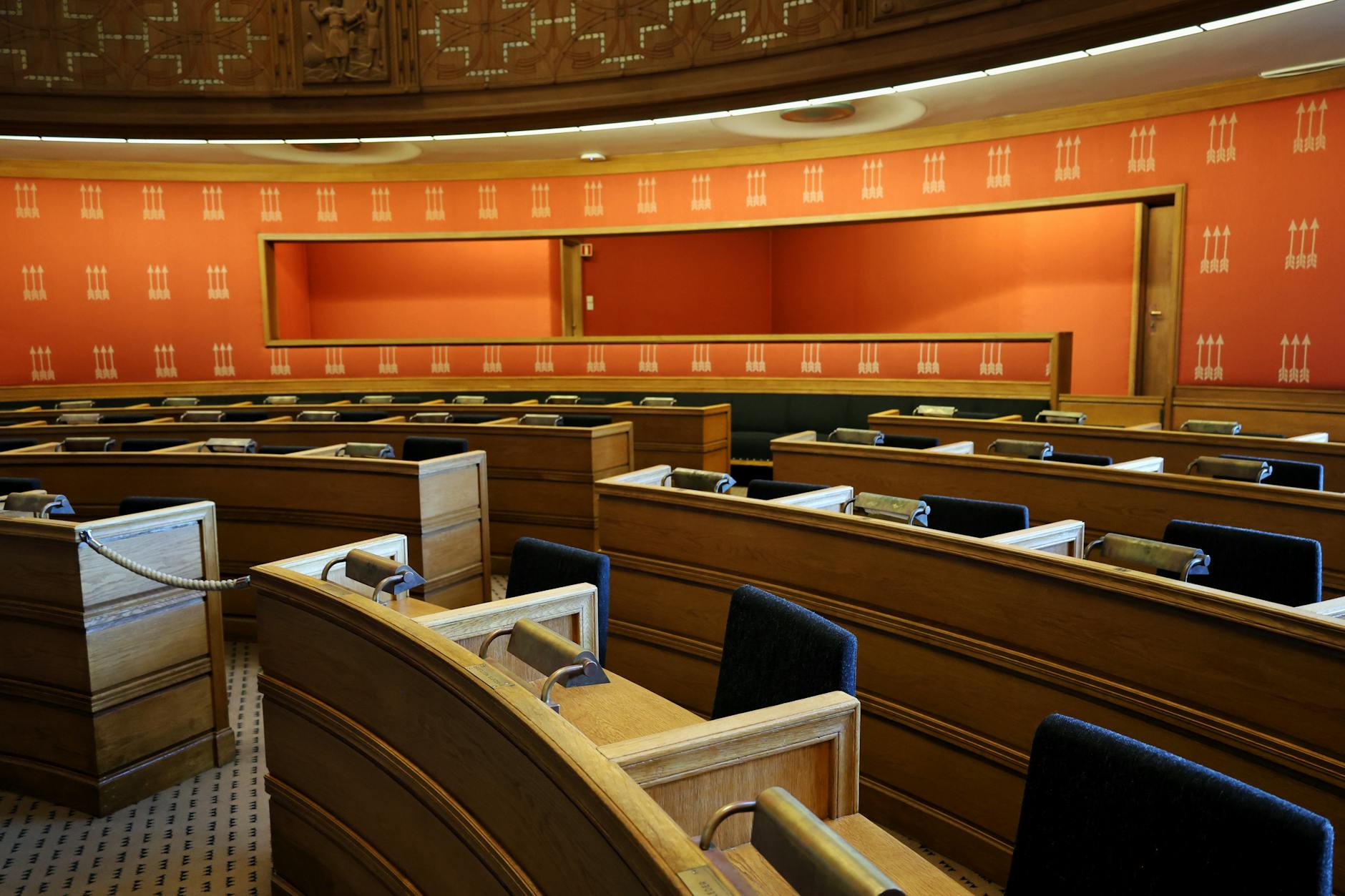 131-வது சட்டத்திருத்தம்: தென்னிந்தியாவின் குரல் அடக்கப்படுமா?