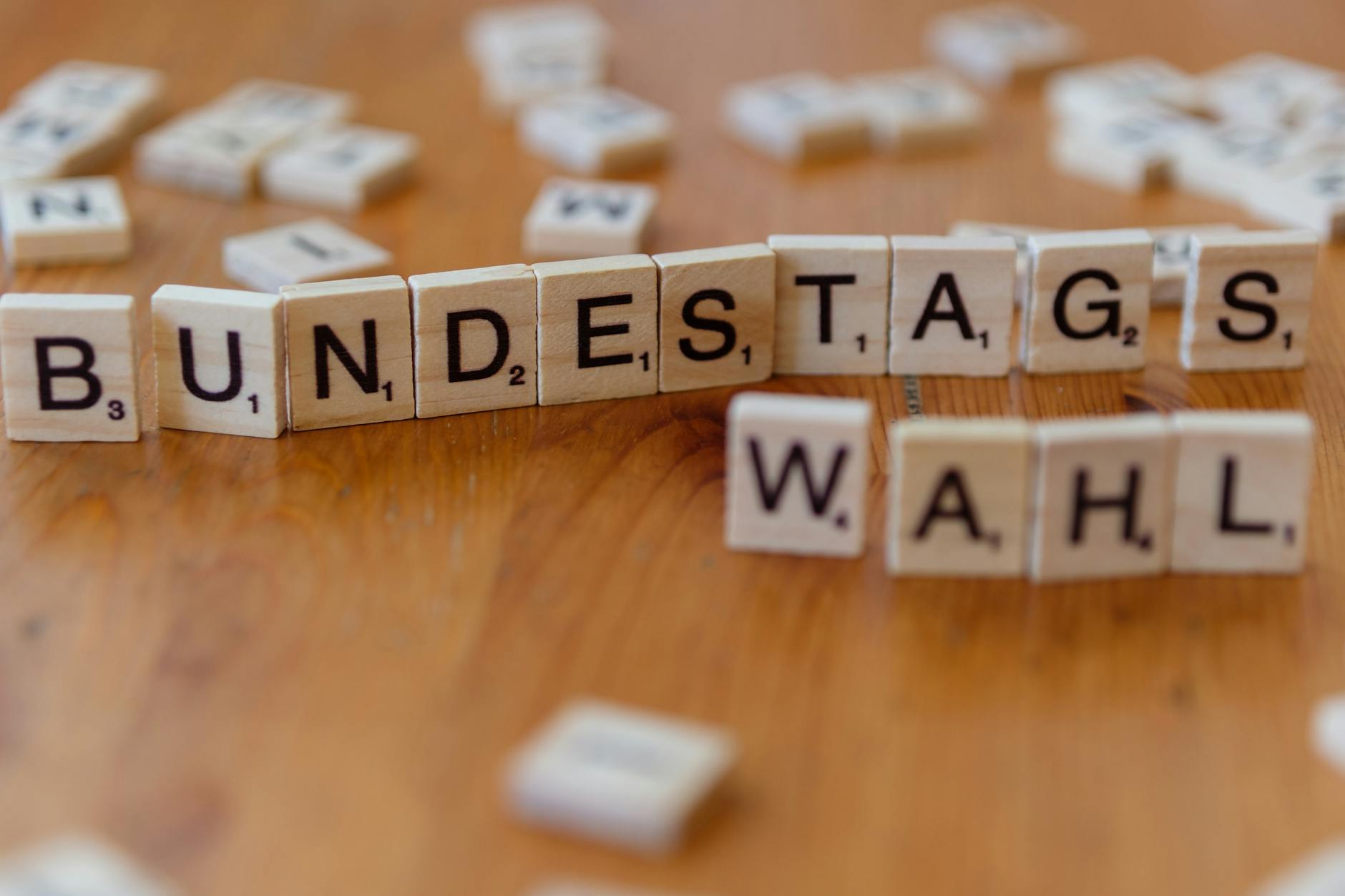 சேகர்பாபுவிடம் விலை போகாதீர்: கட்சியினருக்கு பழனிசாமி எச்சரிக்கை