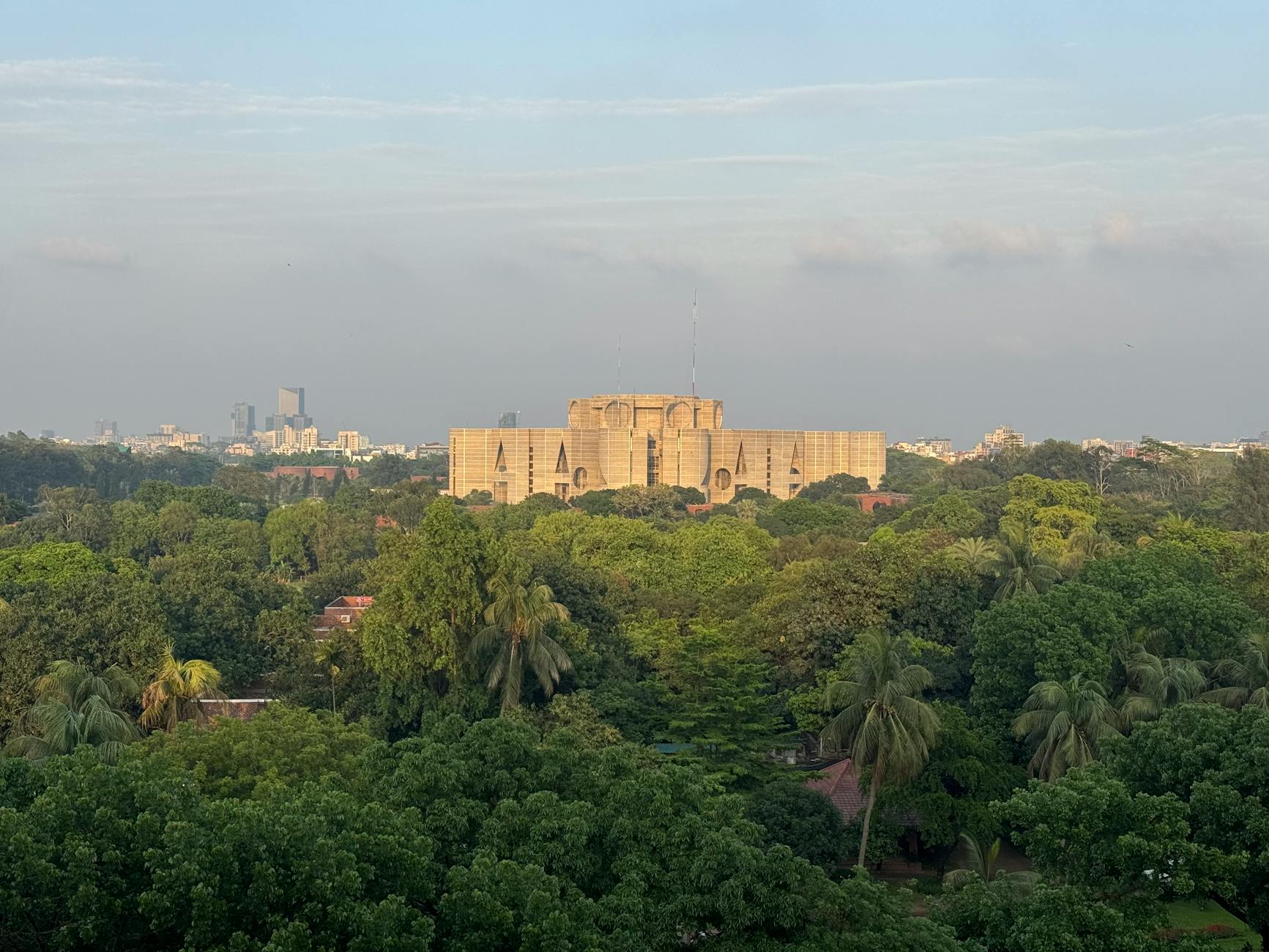 மக்கள் தொகை கட்டுப்படுத்திய மாநிலங்களுக்கு தண்டனையா - கனிமொழி கேள்வி