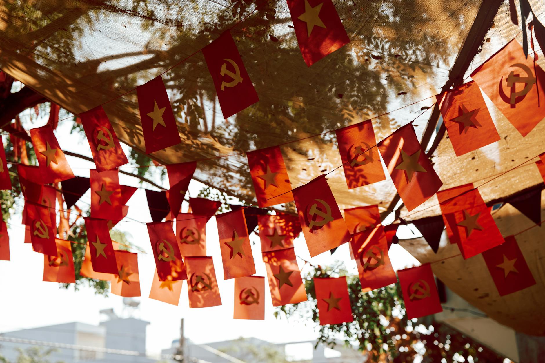 திமுக இருக்கும்வரை காவிக்கொடி பறக்காது - ஸ்டாலின்