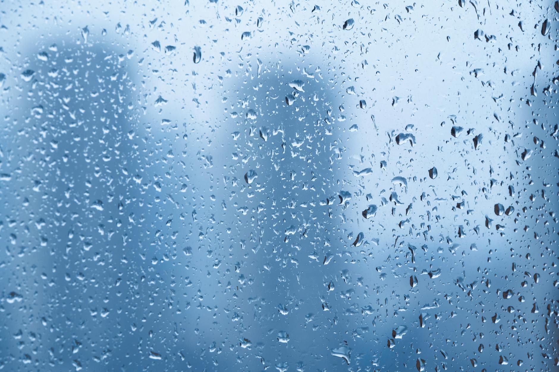 தமிழ்நாட்டில் அடுத்த 3 நாட்களுக்கு கனமழை பெய்யும் - வானிலை ஆய்வு மையம் எச்சரிக்கை