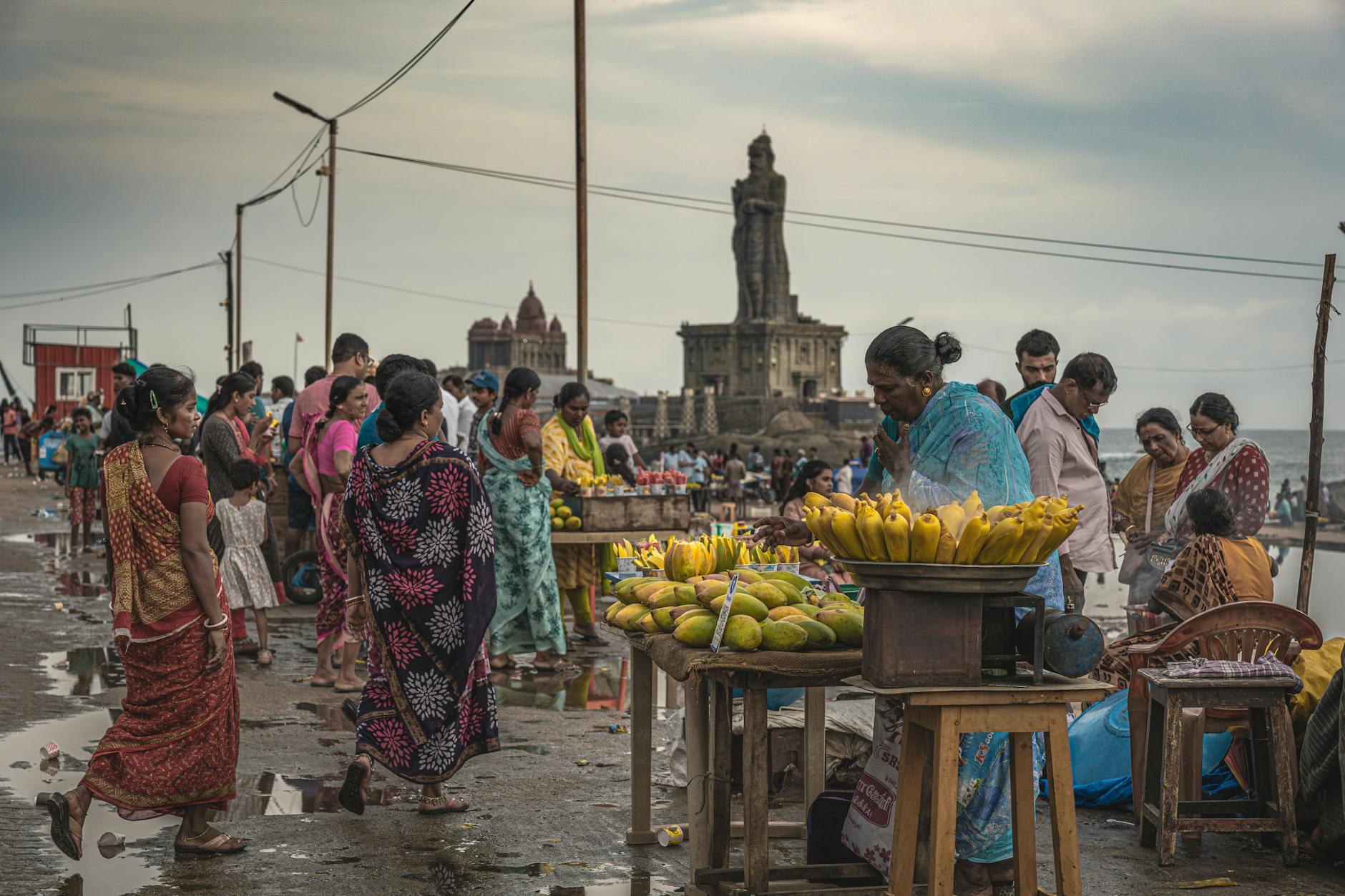 தமிழகத்தின் 15 மாவட்டங்களுக்கு மஞ்சள் எச்சரிக்கை விடுத்த வானிலை ஆய்வு மையம்