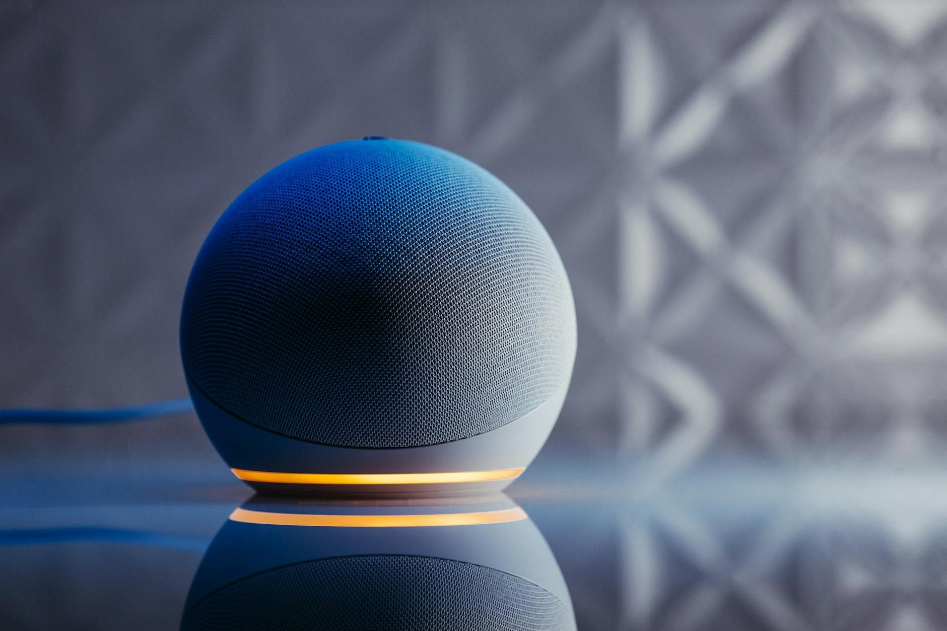 அமேசான் இந்தியாவில் Echo Dot Max மற்றும் Echo Studio ஸ்மார்ட் ஸ்பீக்கர்களை அறிமுகம்